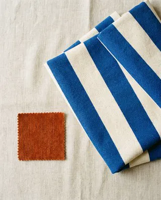 Reference: Swap a material from a swatch
